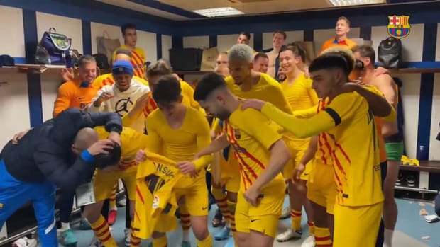 Behind the scenes: FC Barcelona's dressing room celebrations following El Clásico 4-0 victory